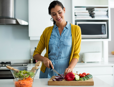 Astuce : Couper un oignon avec un éplucheur à légumes